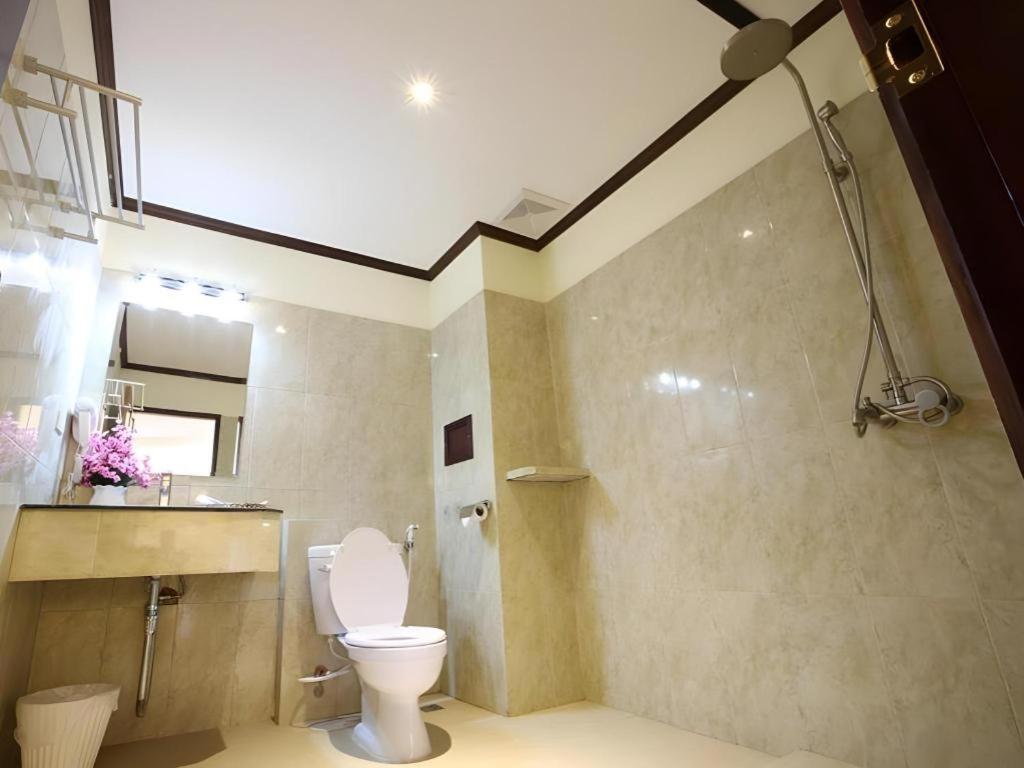 Phonethip Plaza Hotel Вьентьян Экстерьер фото