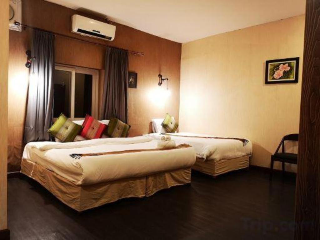 Phonethip Plaza Hotel Вьентьян Экстерьер фото