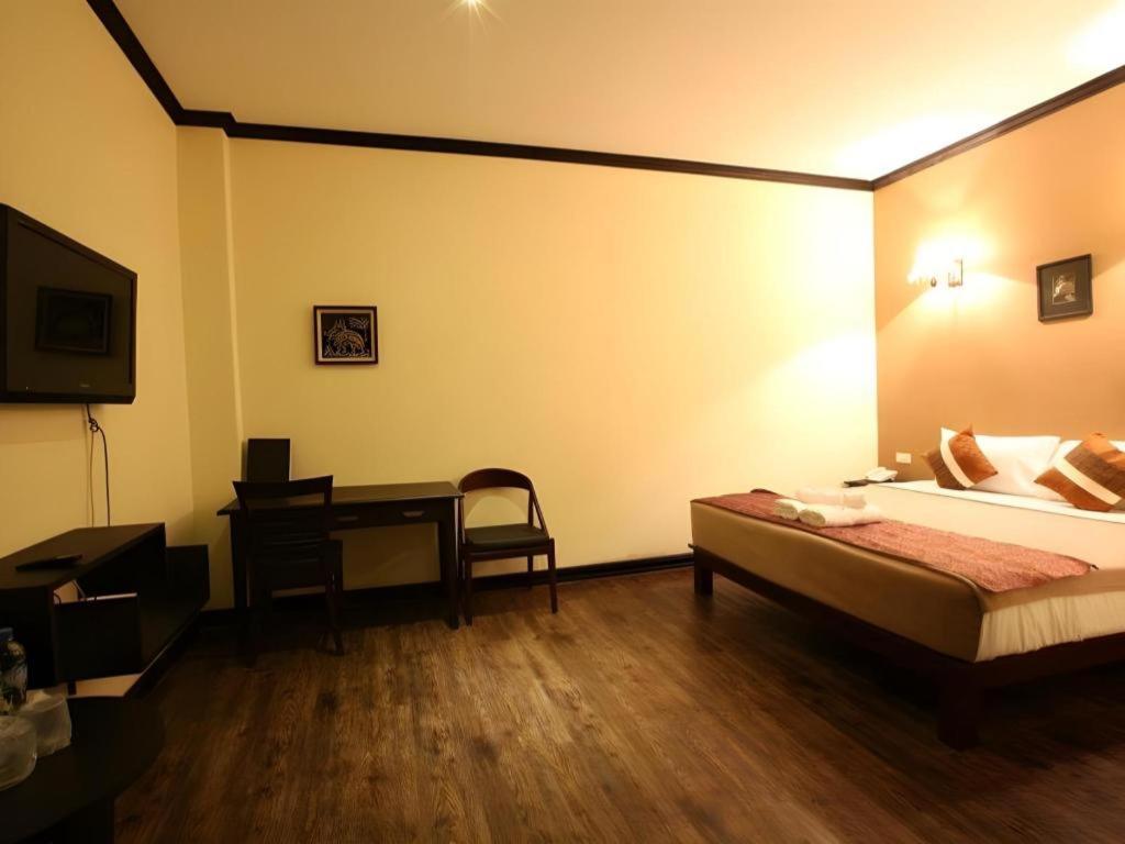 Phonethip Plaza Hotel Вьентьян Экстерьер фото