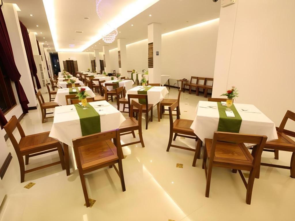 Phonethip Plaza Hotel Вьентьян Экстерьер фото