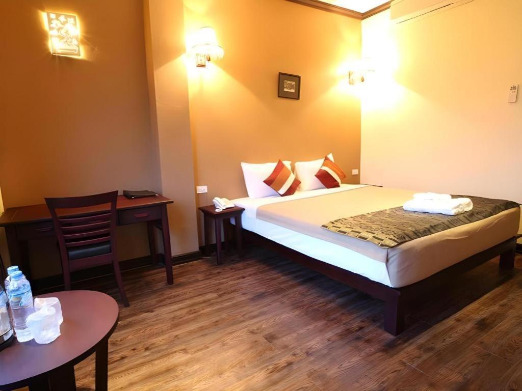 Phonethip Plaza Hotel Вьентьян Экстерьер фото
